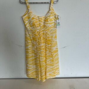 Calvin Klein Women’s Yellow & White Striped 
Sundress. NWT

Size 8